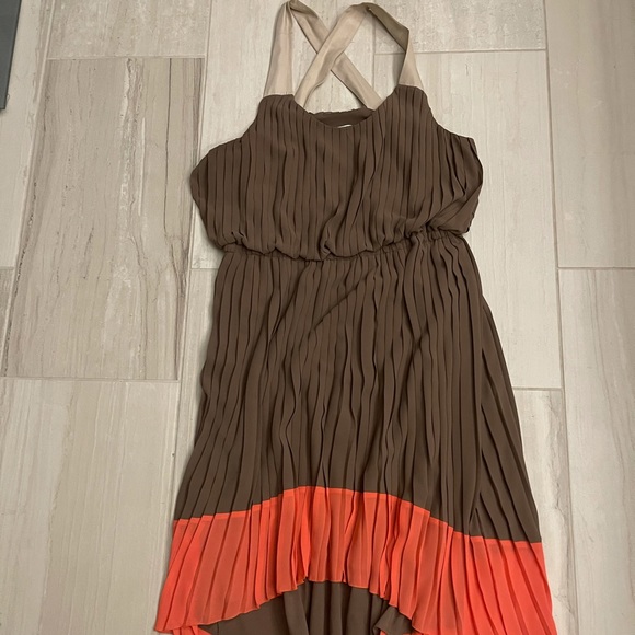 Jessica Simpson Dresses & Skirts - Brown/Coral Dress